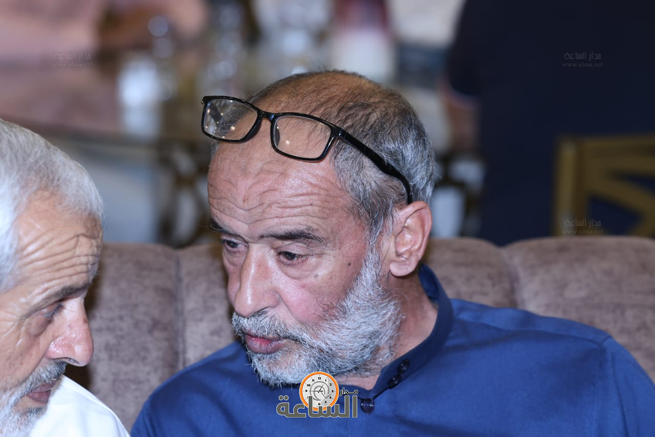 Madar Al-Saa Images 0.9398500856736859