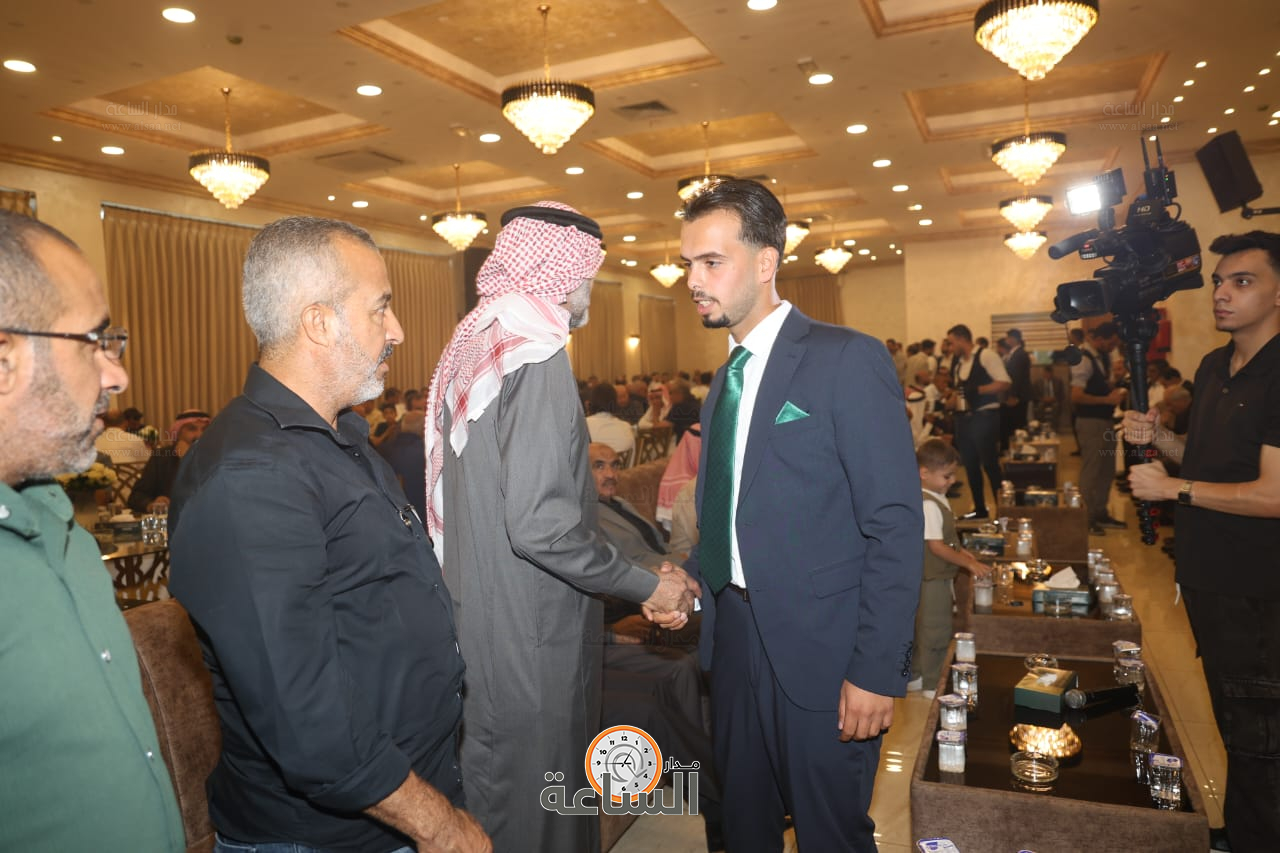 Madar Al-Saa Images 0.8904852565920762