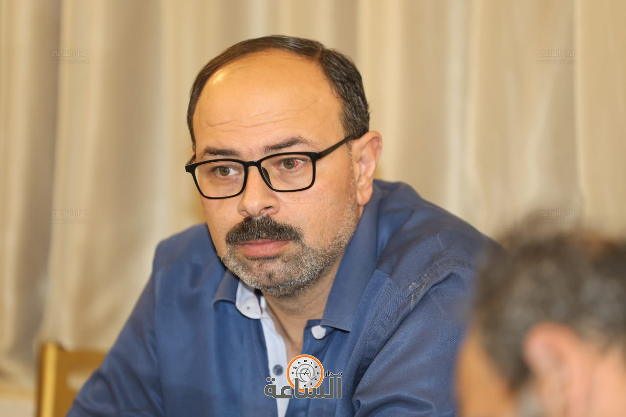 Madar Al-Saa Images 0.05169225747568884