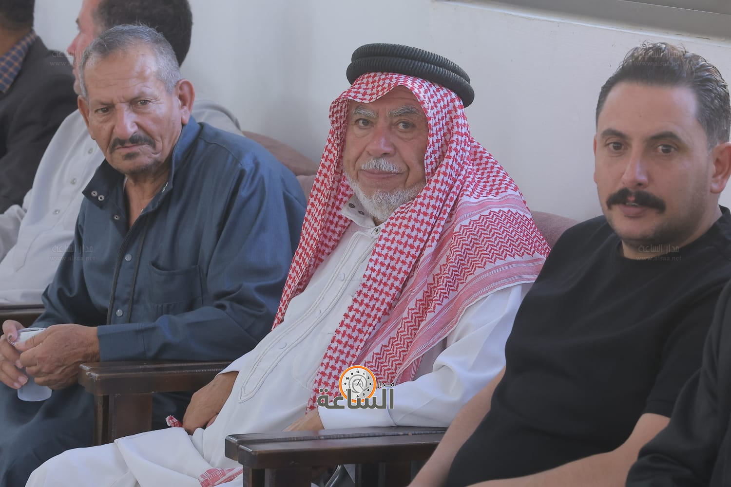 Madar Al-Saa Images 0.7744083428317529