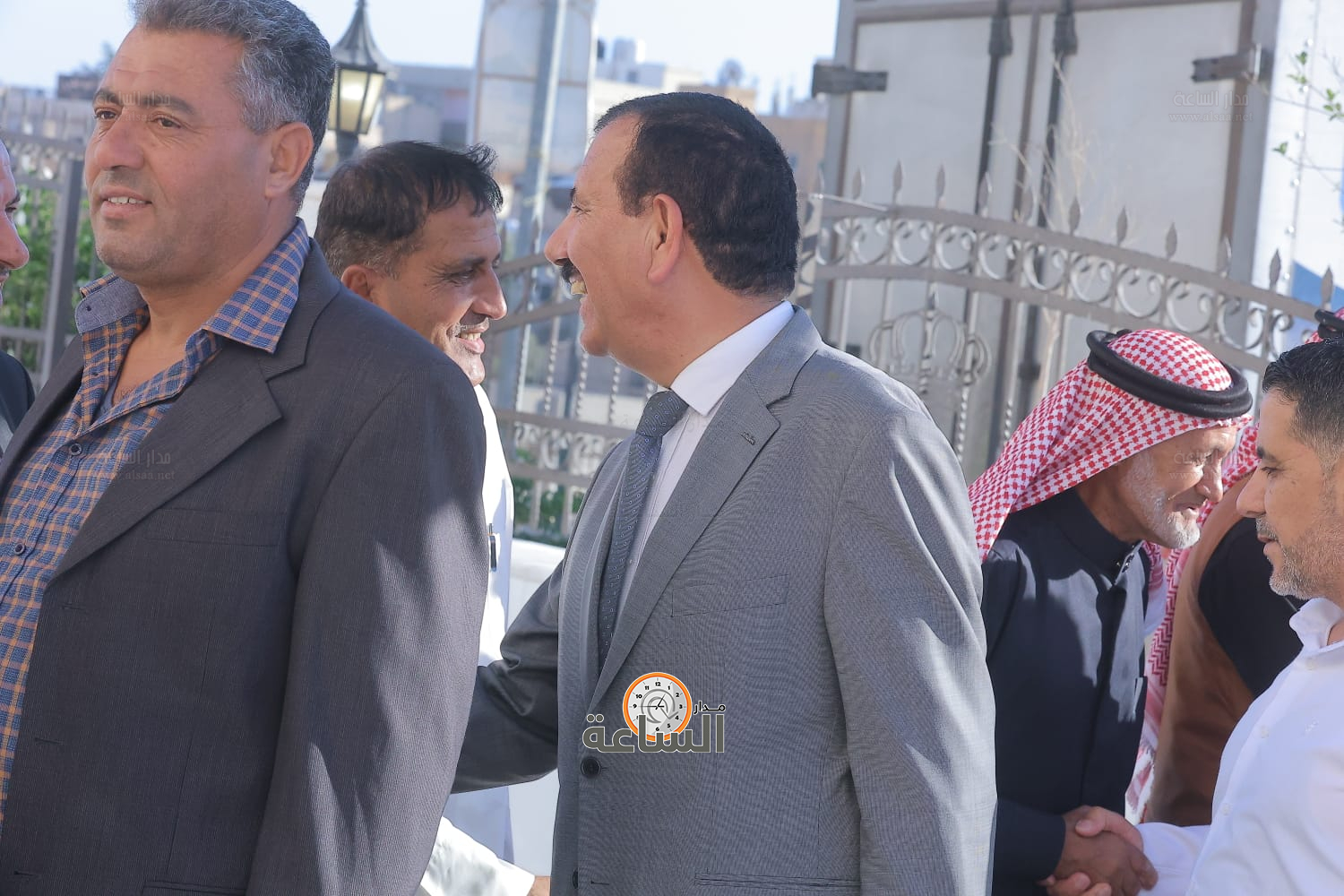 Madar Al-Saa Images 0.5938008110461805