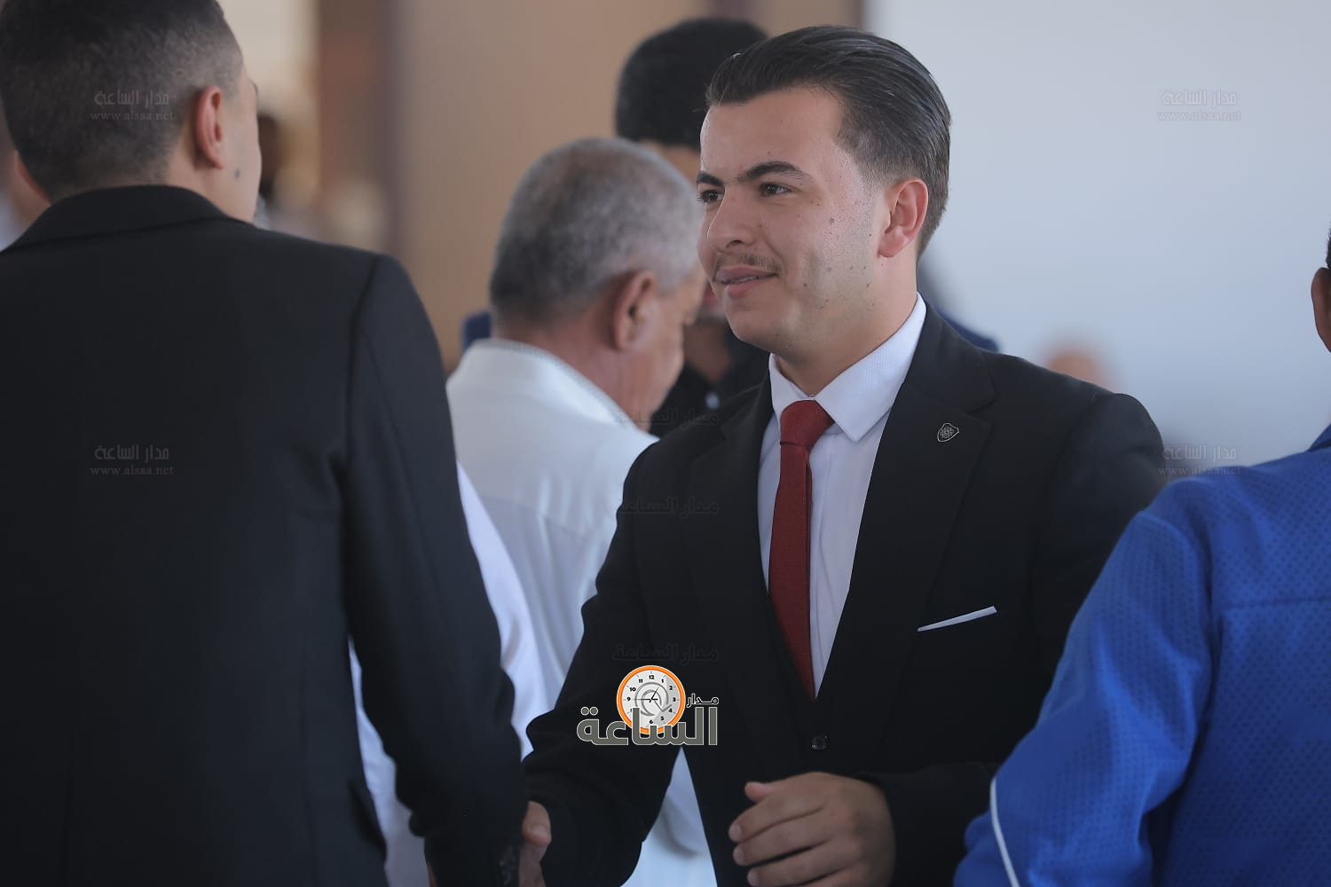 Madar Al-Saa Images 0.8586187643582314