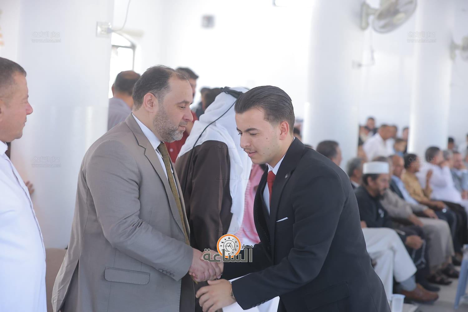 Madar Al-Saa Images 0.9762178485398905