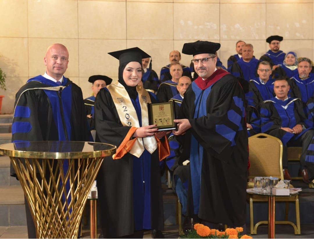 Madar Al-Saa Images 0.2853588424721837