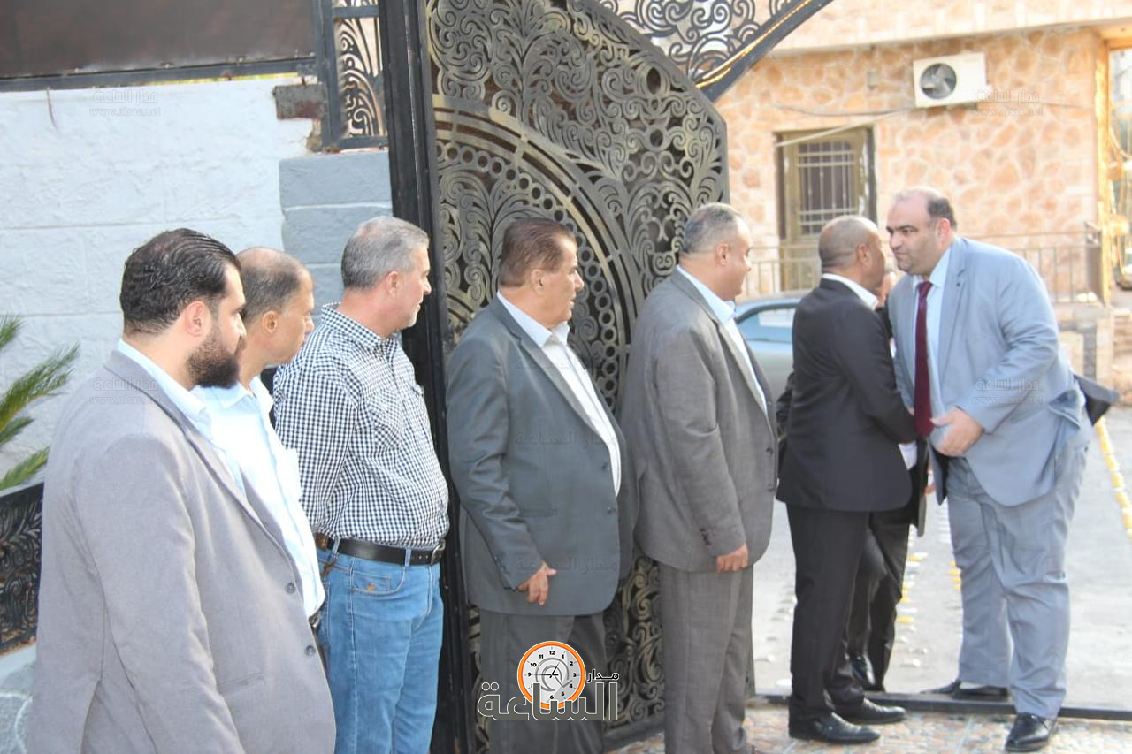 Madar Al-Saa Images 0.9387909908720128