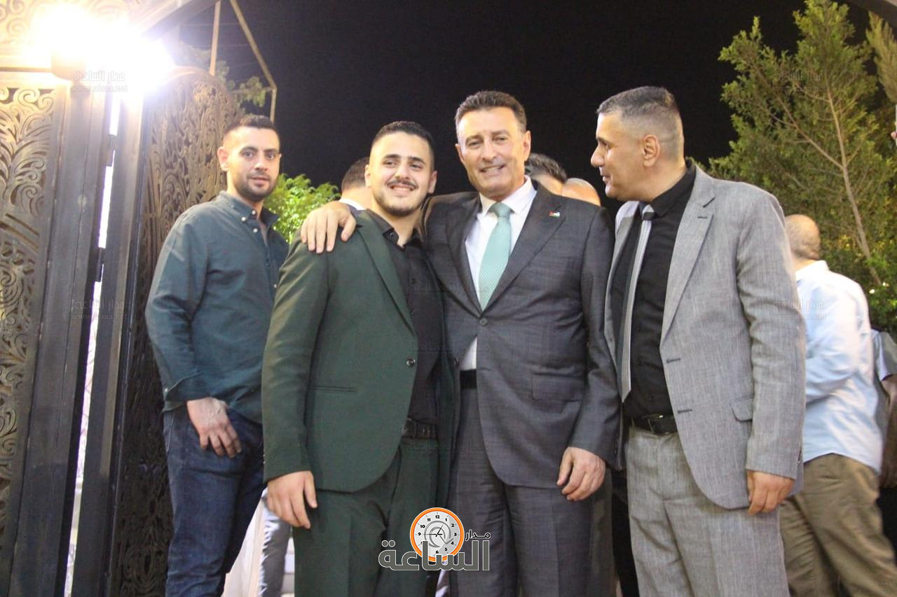 Madar Al-Saa Images 0.3398152045178017