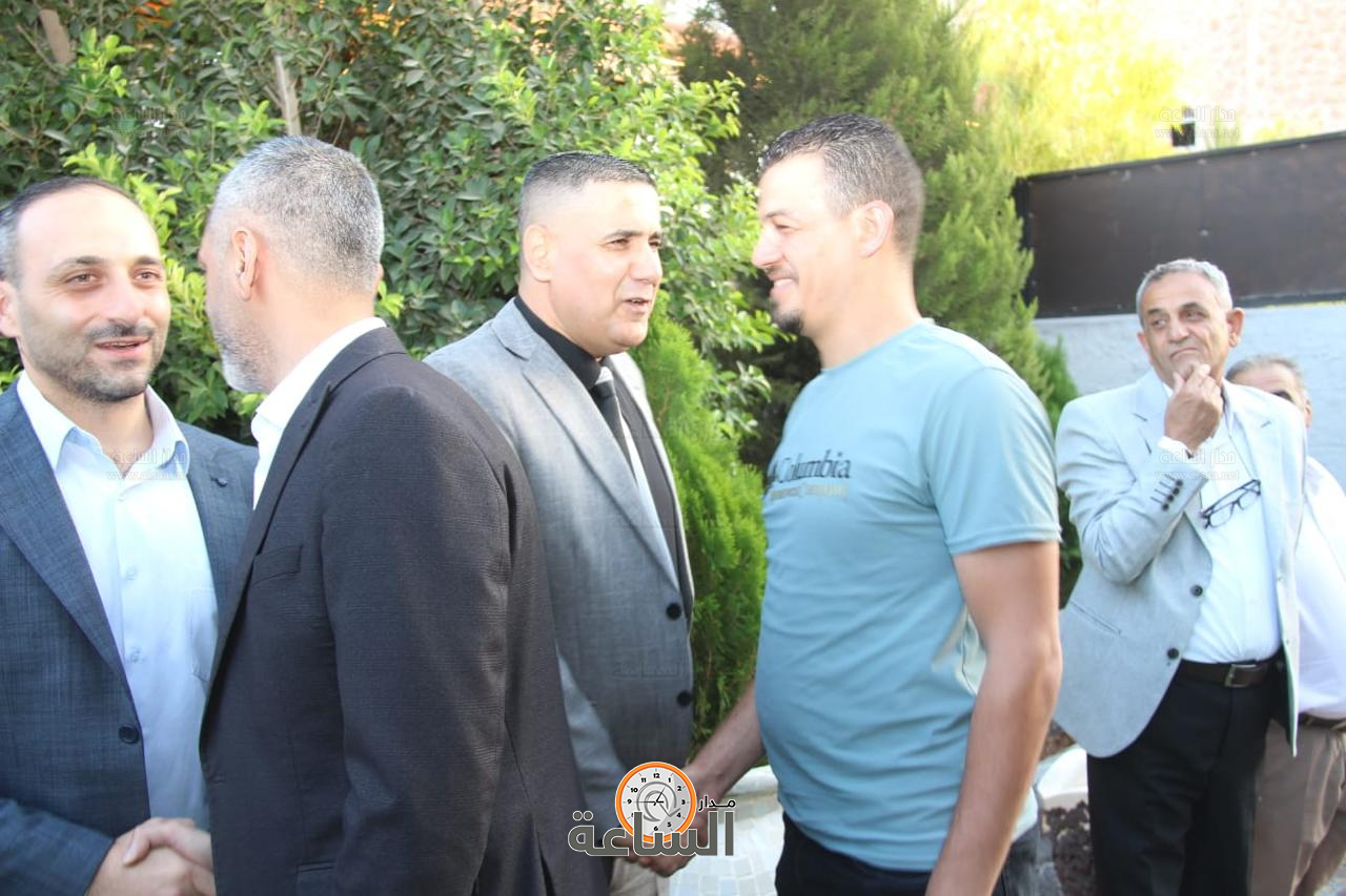 Madar Al-Saa Images 0.14304729602412436