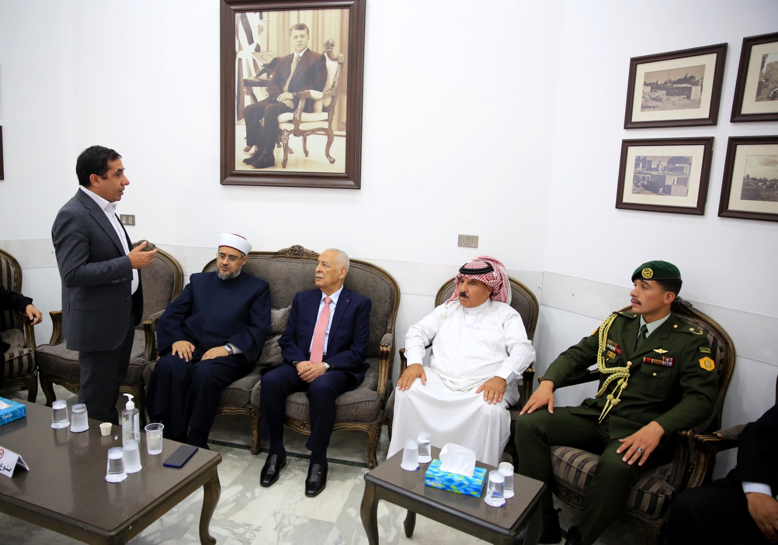 Madar Al-Saa Images 0.25465865657647413