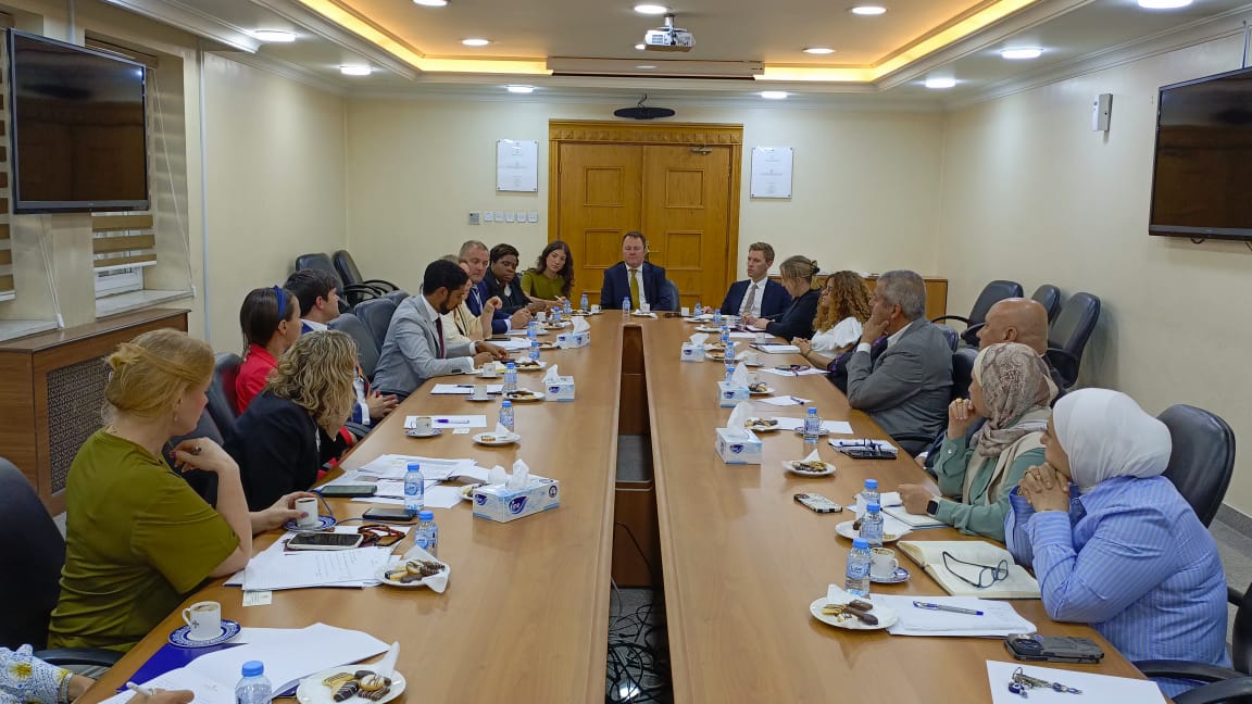 Madar Al-Saa Images 0.8145019146368725