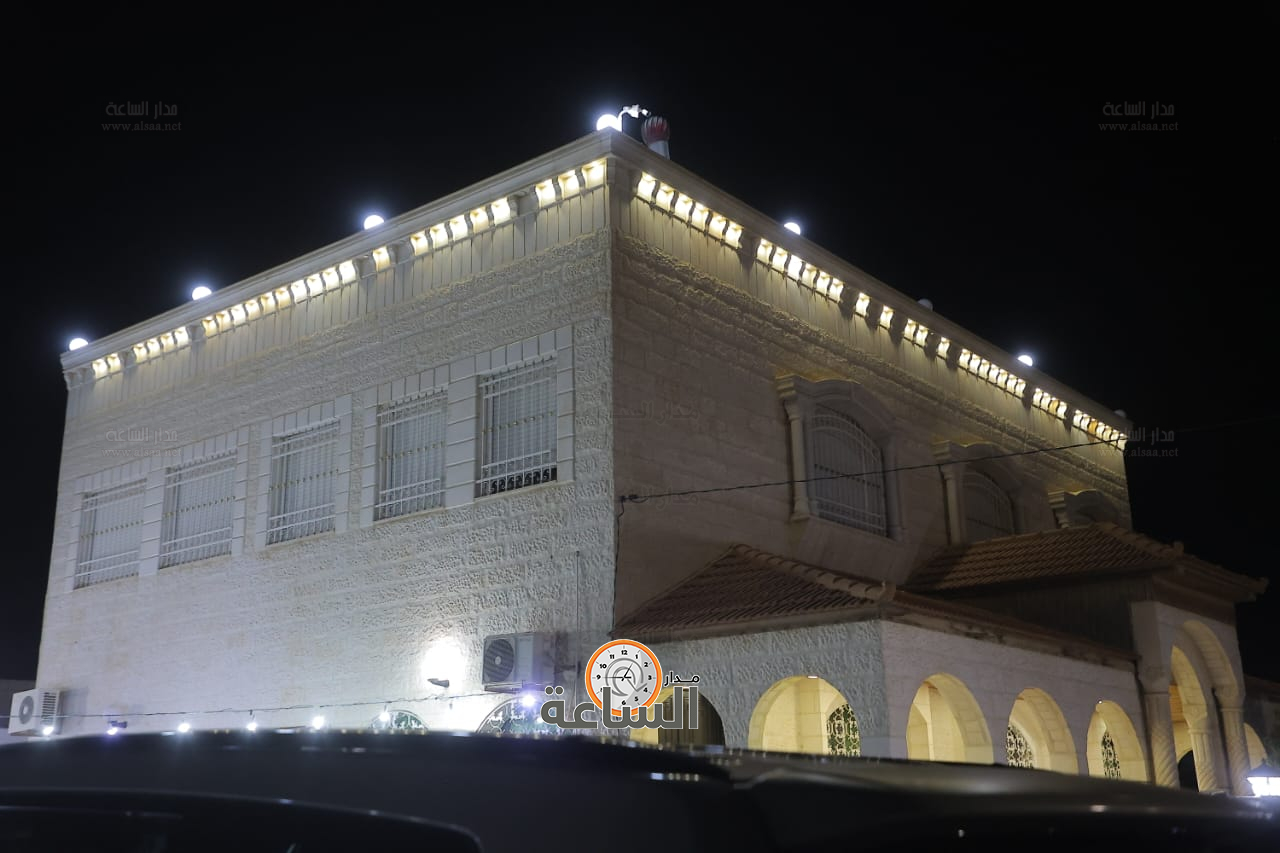 Madar Al-Saa Images 0.6551178216593255