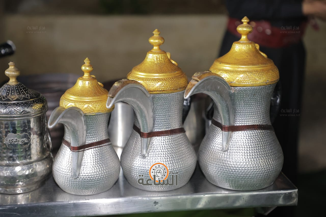 Madar Al-Saa Images 0.051721284356450514