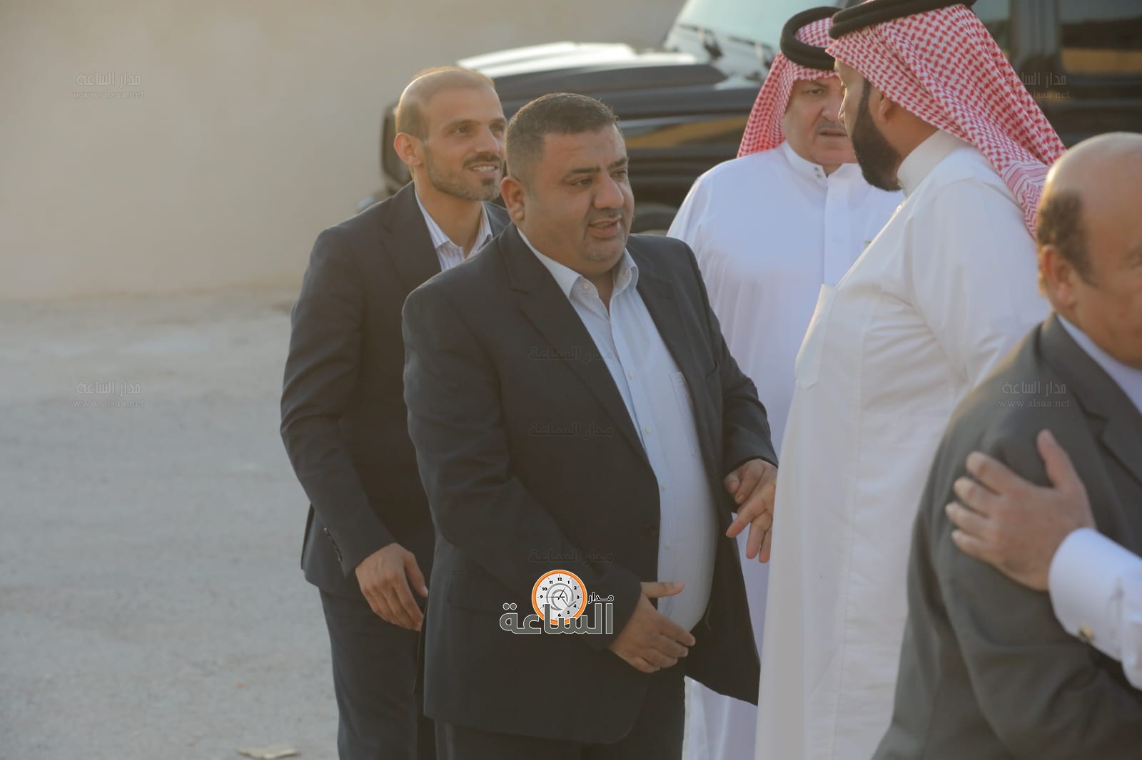 Madar Al-Saa Images 0.15020918537954508