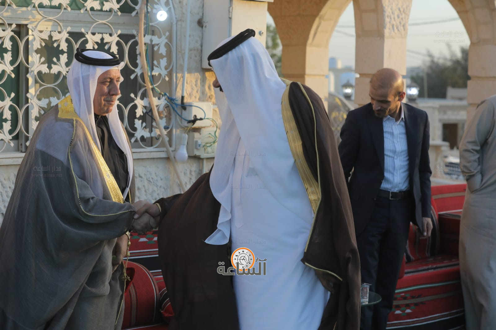 Madar Al-Saa Images 0.10948527167707922