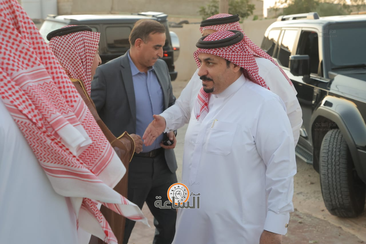 Madar Al-Saa Images 0.8180518215524707