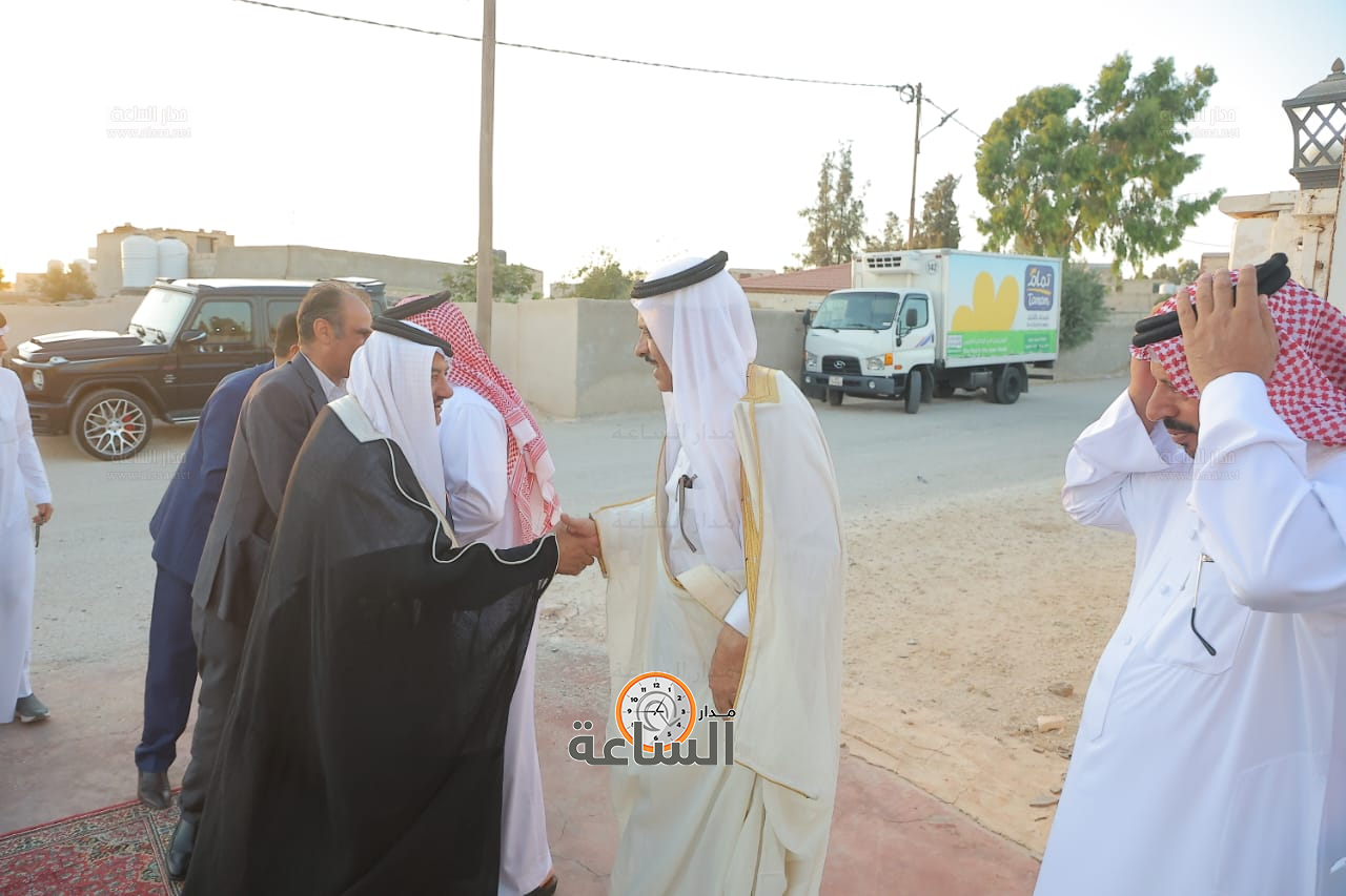 Madar Al-Saa Images 0.7608619243570184