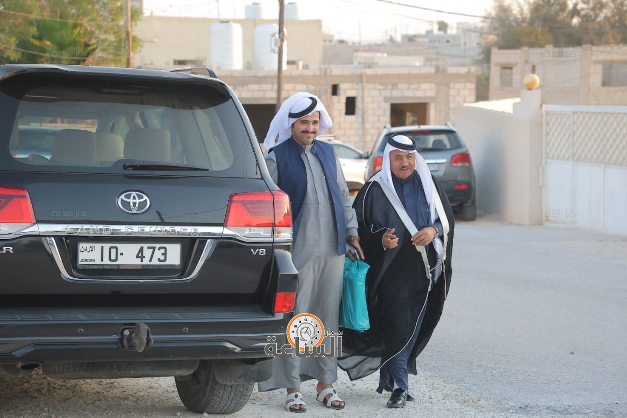 Madar Al-Saa Images 0.48146067364909284