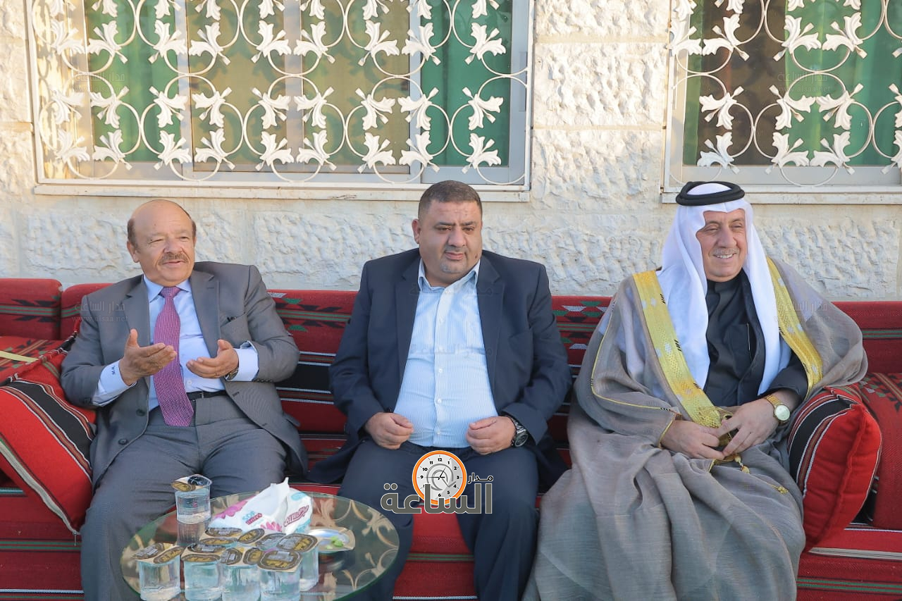 Madar Al-Saa Images 0.6426497646835492