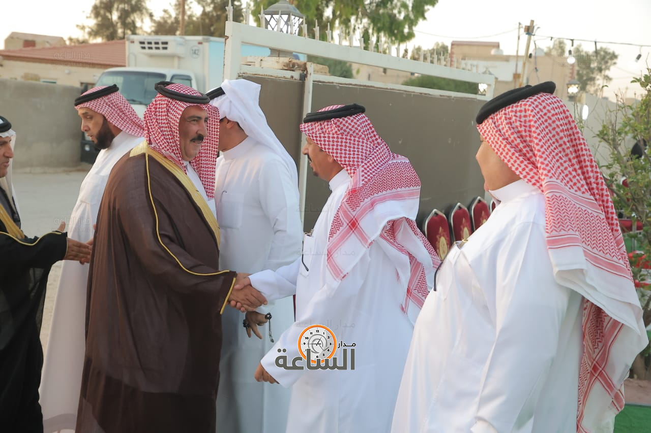 Madar Al-Saa Images 0.2909892982843737