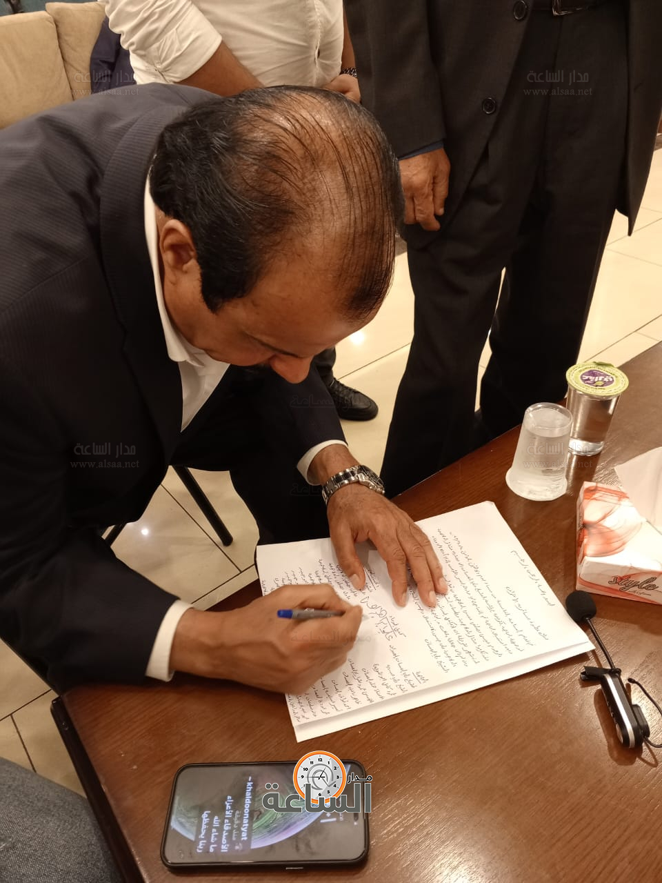 Madar Al-Saa Images 0.07549356746486169