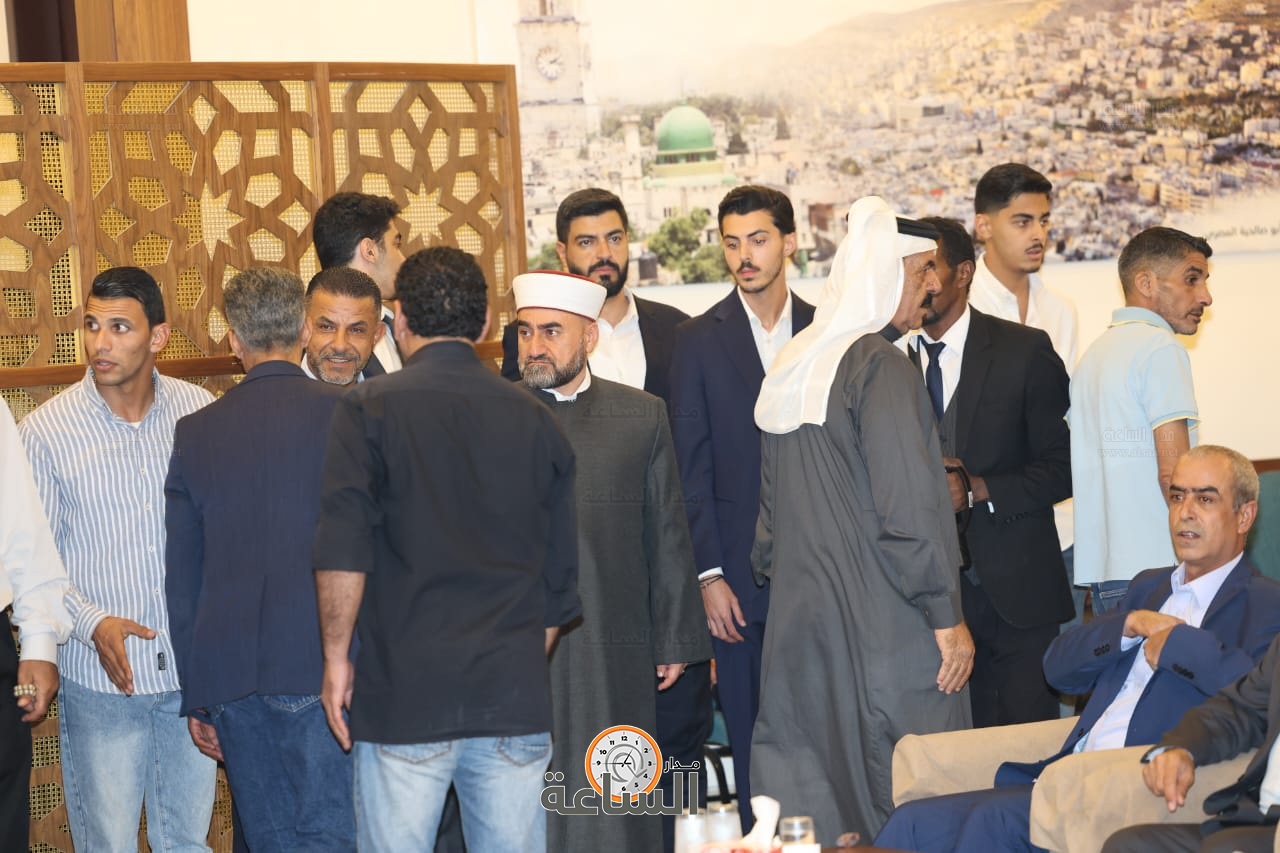 Madar Al-Saa Images 0.3895779493307897