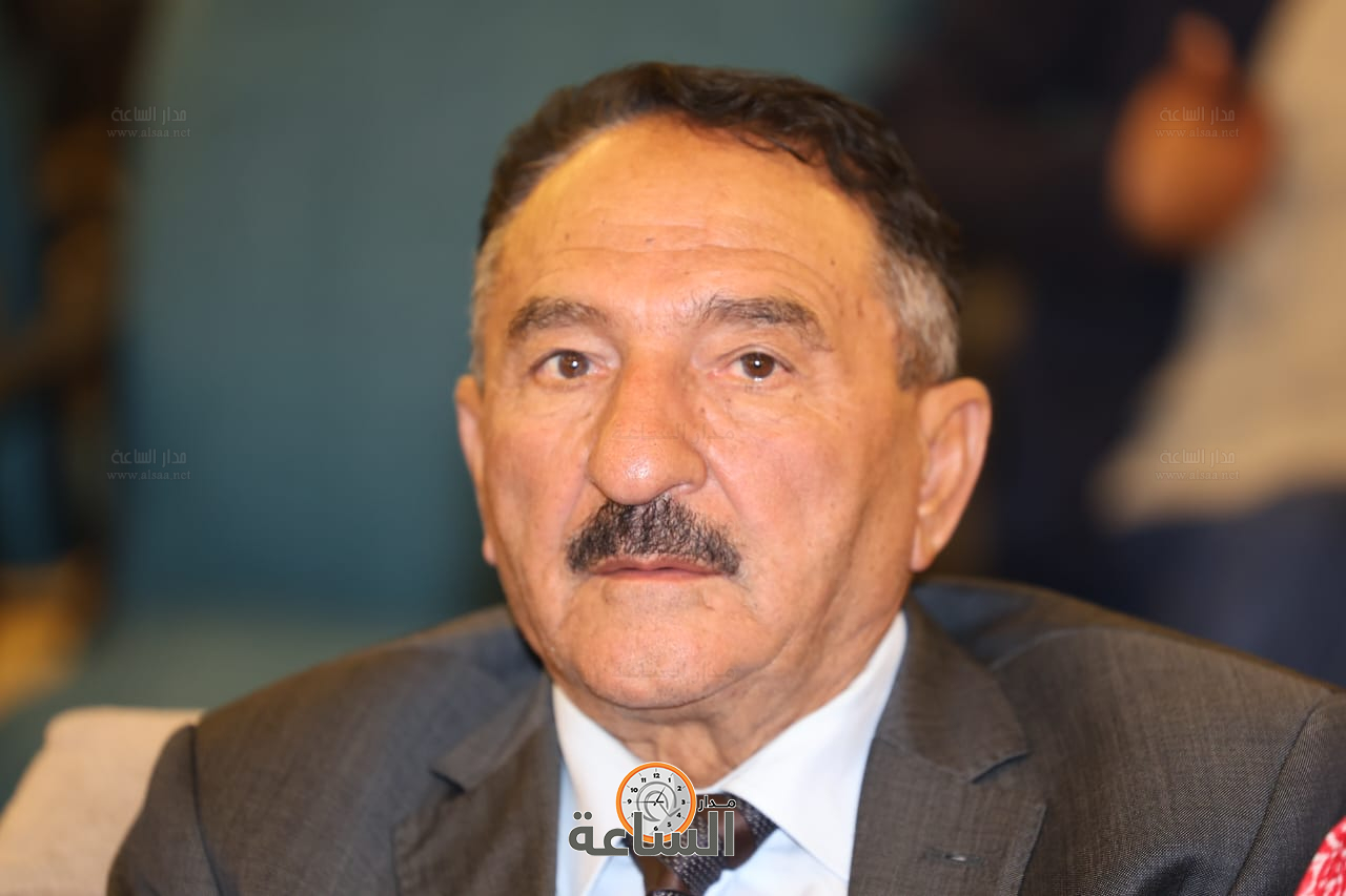 Madar Al-Saa Images 0.38518829283729217