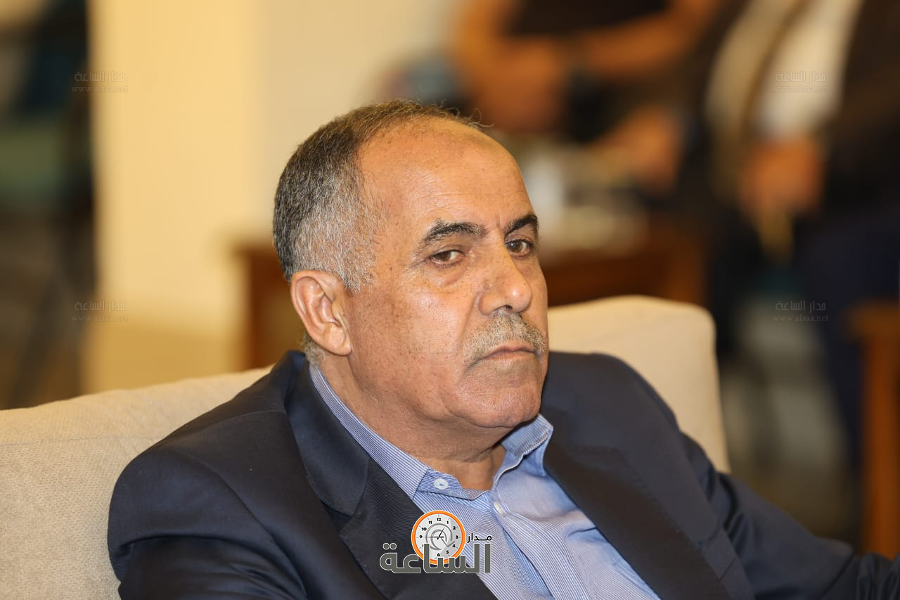 Madar Al-Saa Images 0.5854320604851972