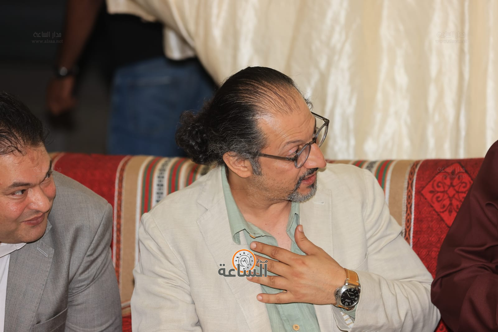 Madar Al-Saa Images 0.10902309129988774