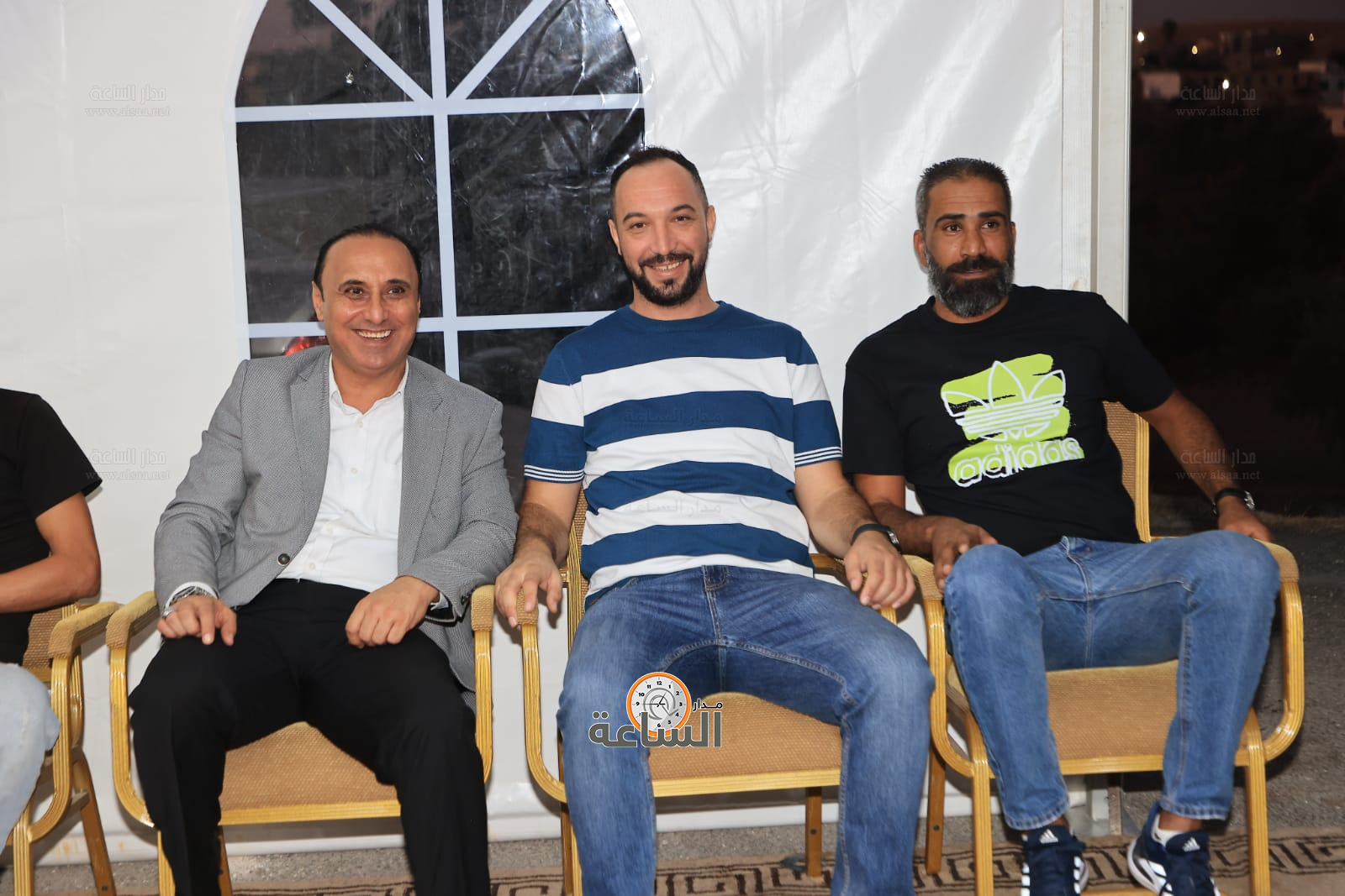 Madar Al-Saa Images 0.4302035318085051