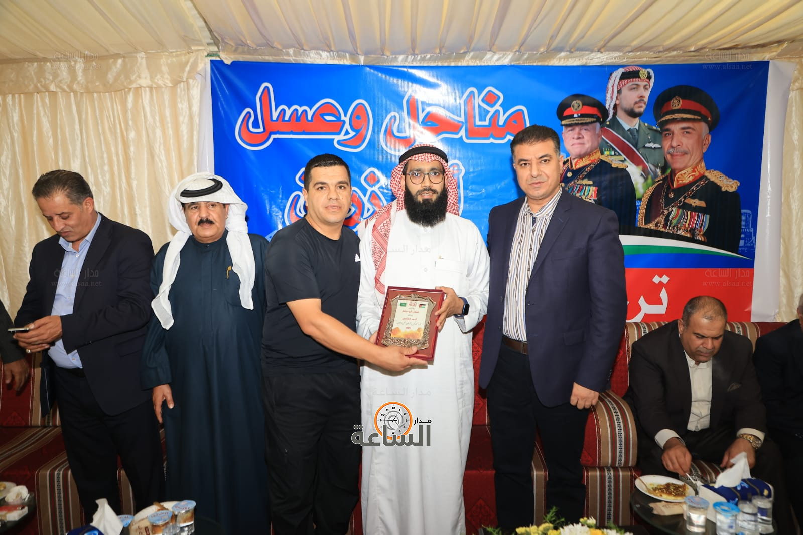 Madar Al-Saa Images 0.23539985338634262