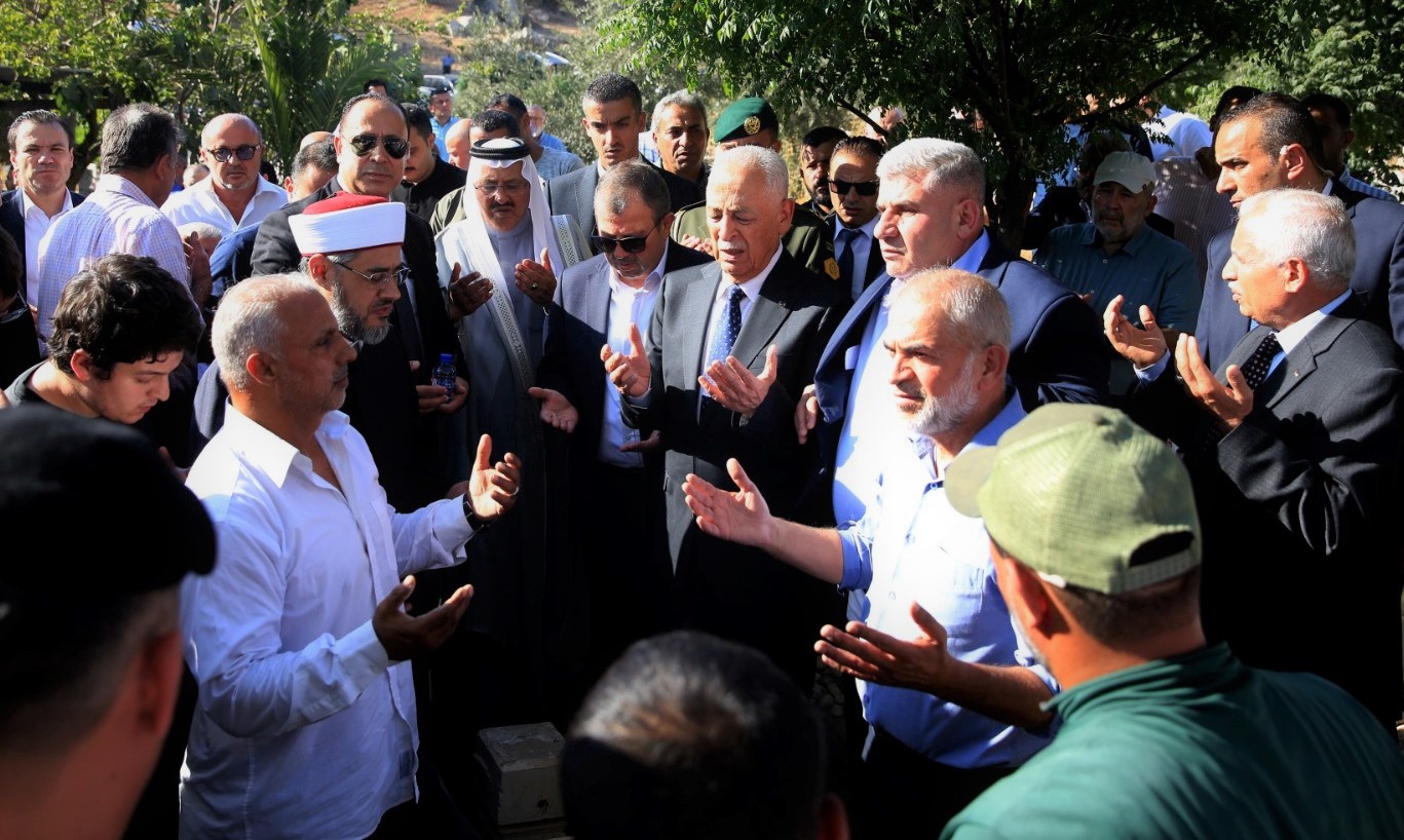 Madar Al-Saa Images 0.07383864846888155