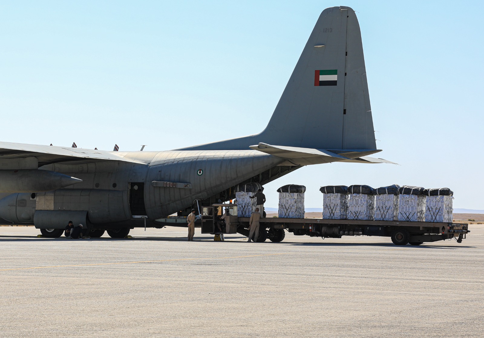 Madar Al-Saa Images 0.9802857868555587