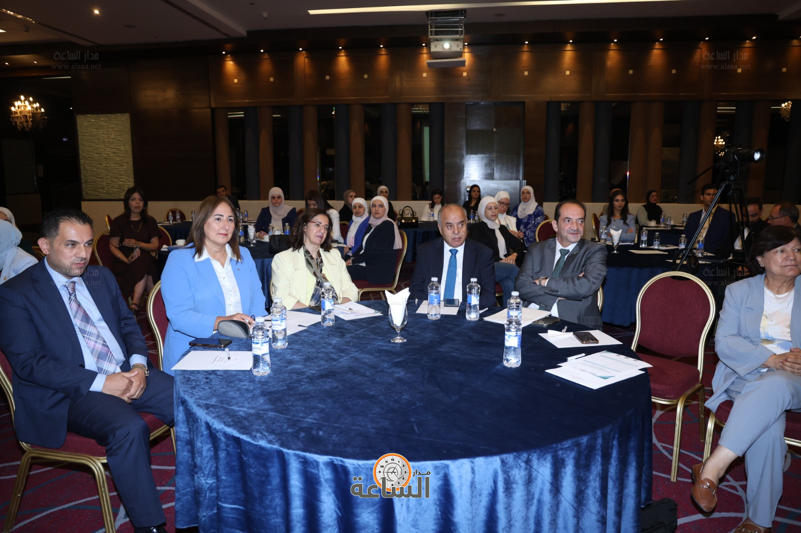 Madar Al-Saa Images 0.053642241912421285