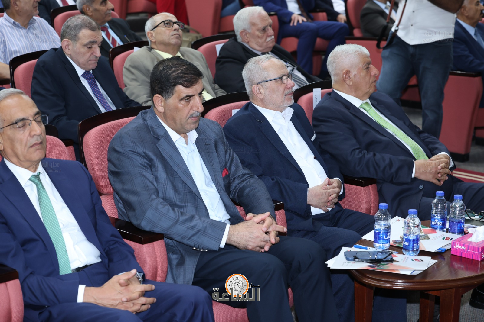 Madar Al-Saa Images 0.7229669334743402