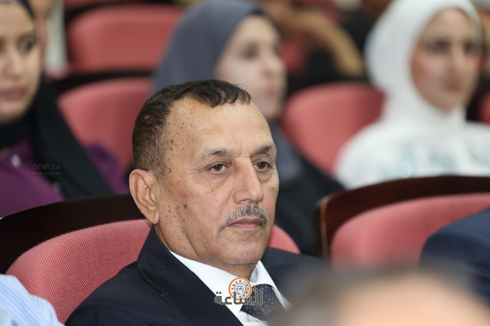 Madar Al-Saa Images 0.24390682771986727