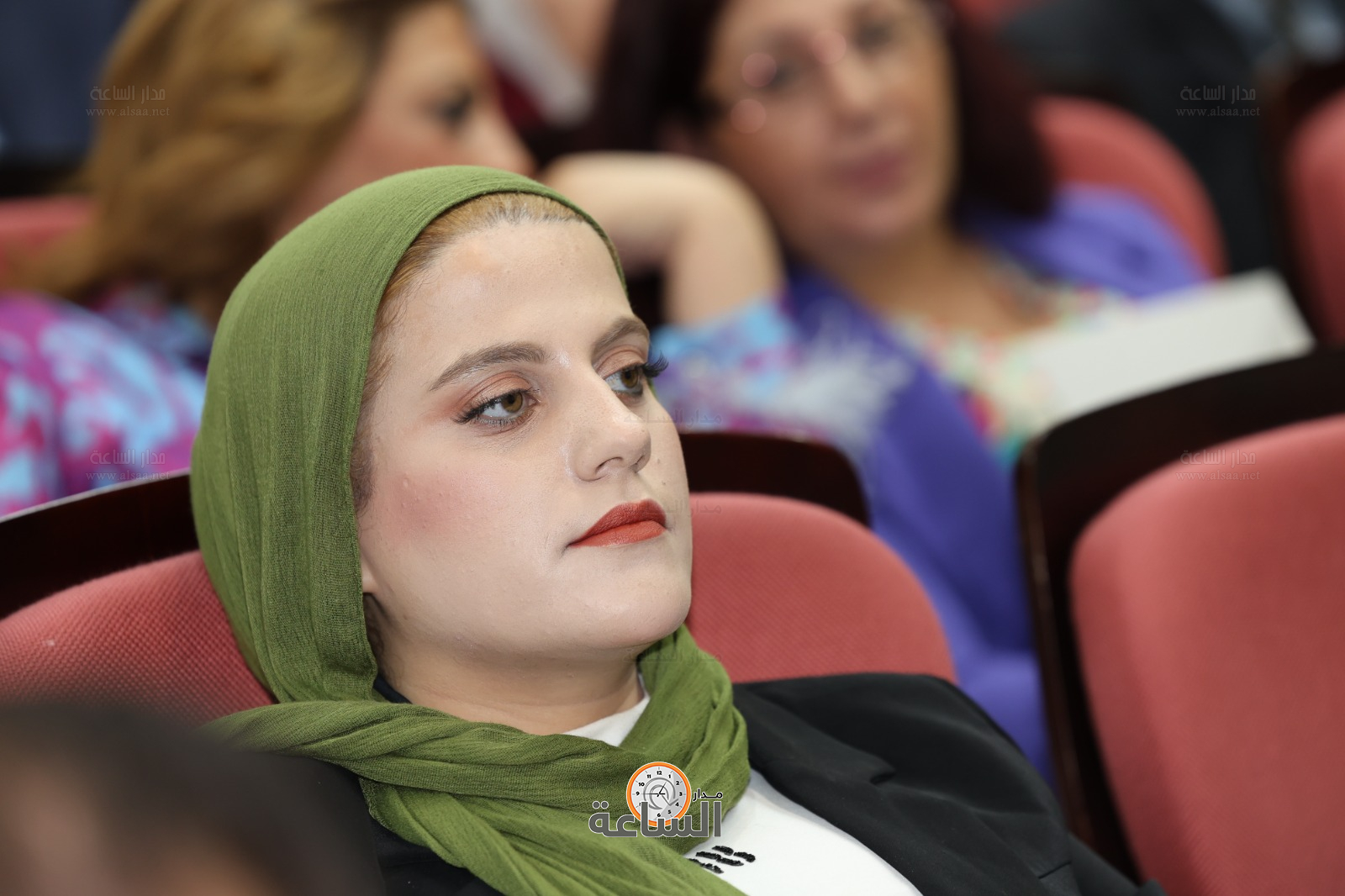 Madar Al-Saa Images 0.3518538478762169