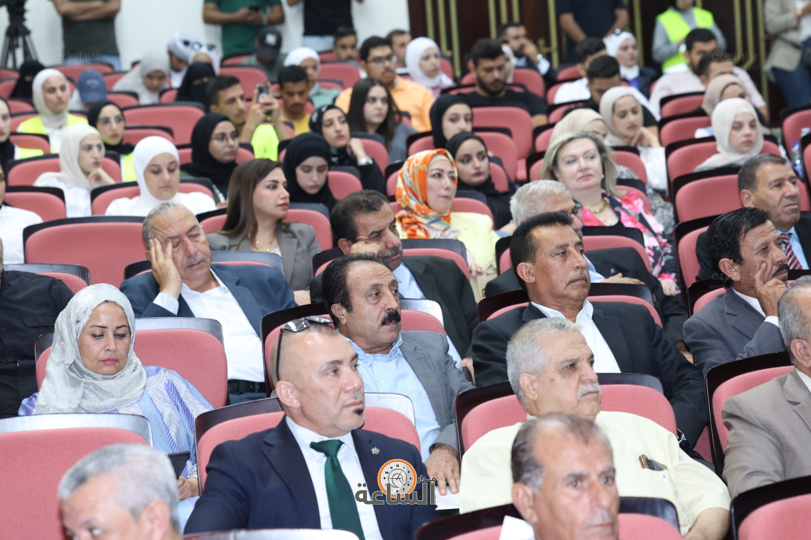 Madar Al-Saa Images 0.5441862344999056