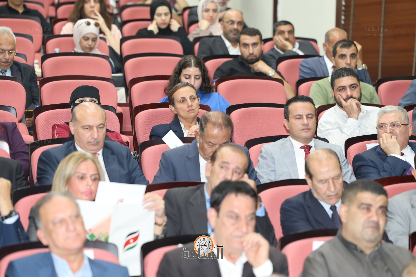 Madar Al-Saa Images 0.5276694981228143