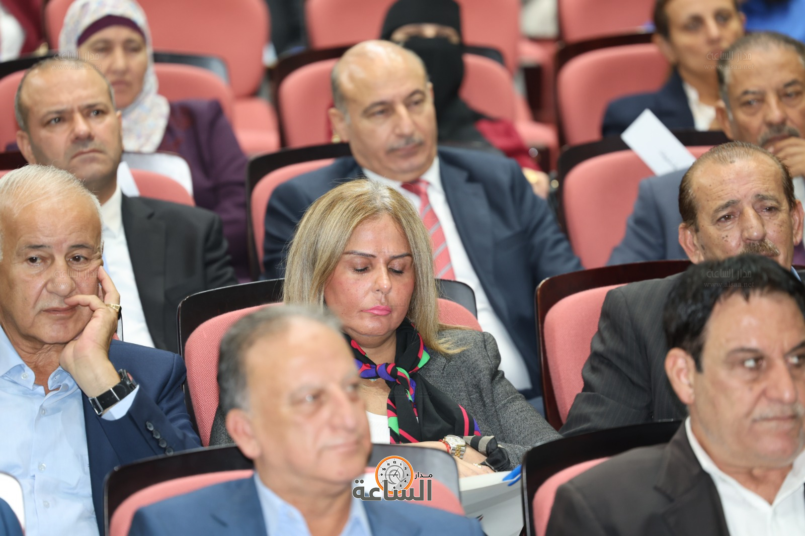 Madar Al-Saa Images 0.25120580009572135