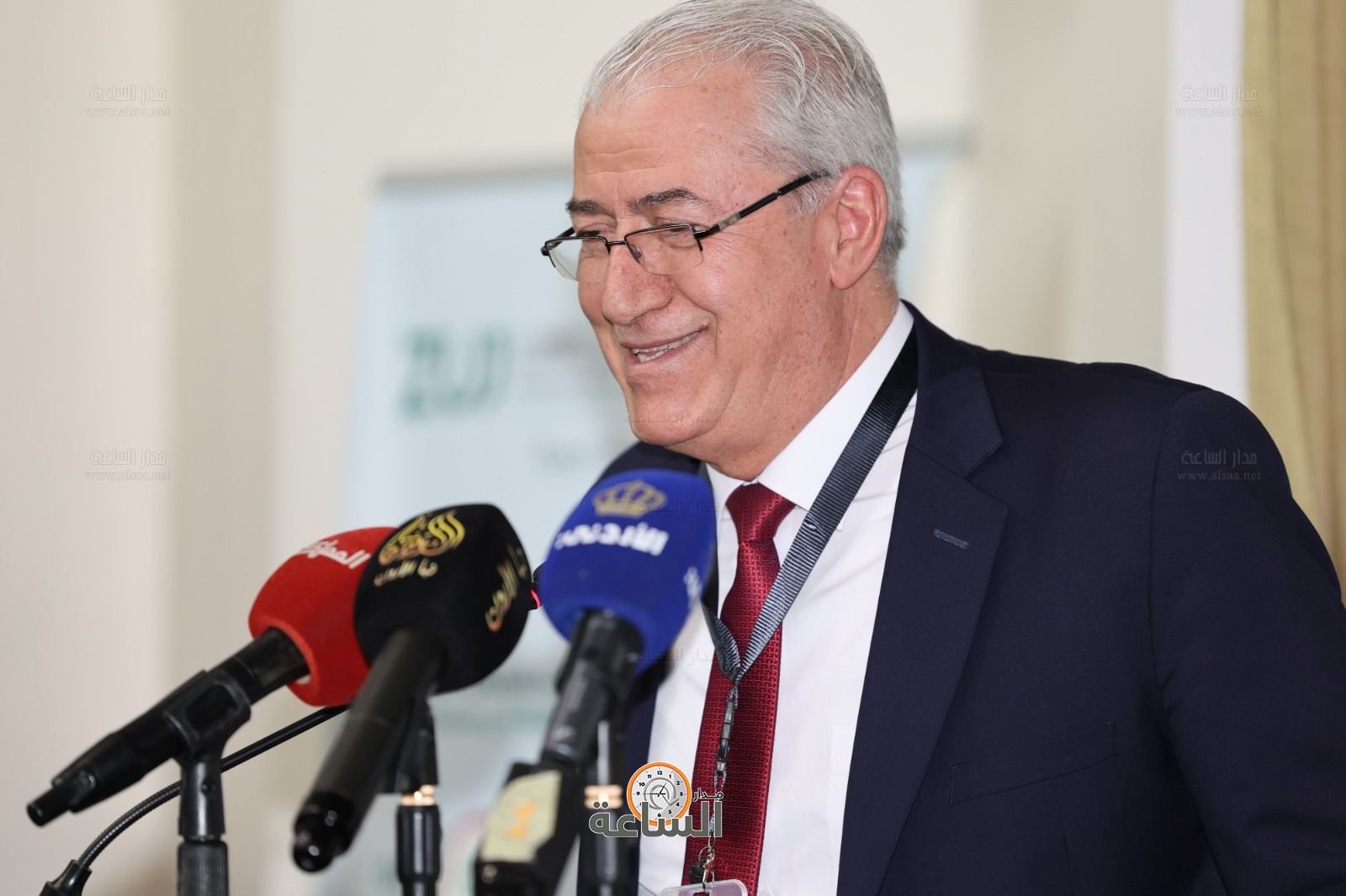 Madar Al-Saa Images 0.17393091169343344