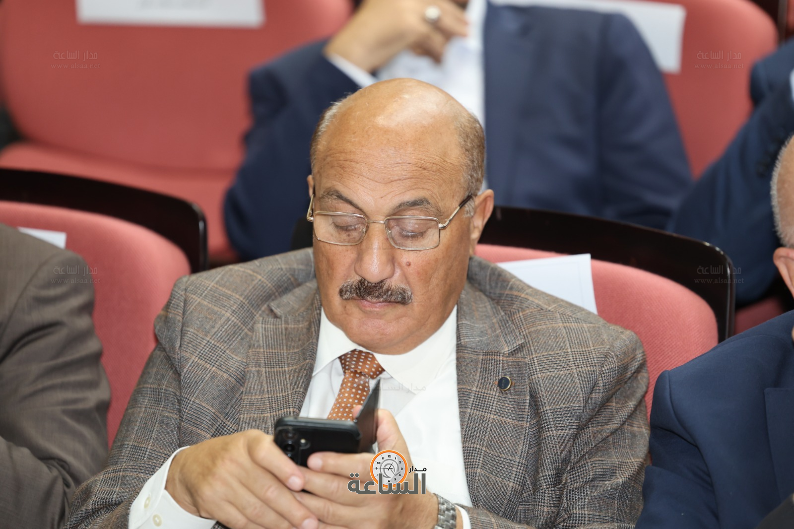 Madar Al-Saa Images 0.8195503838195427