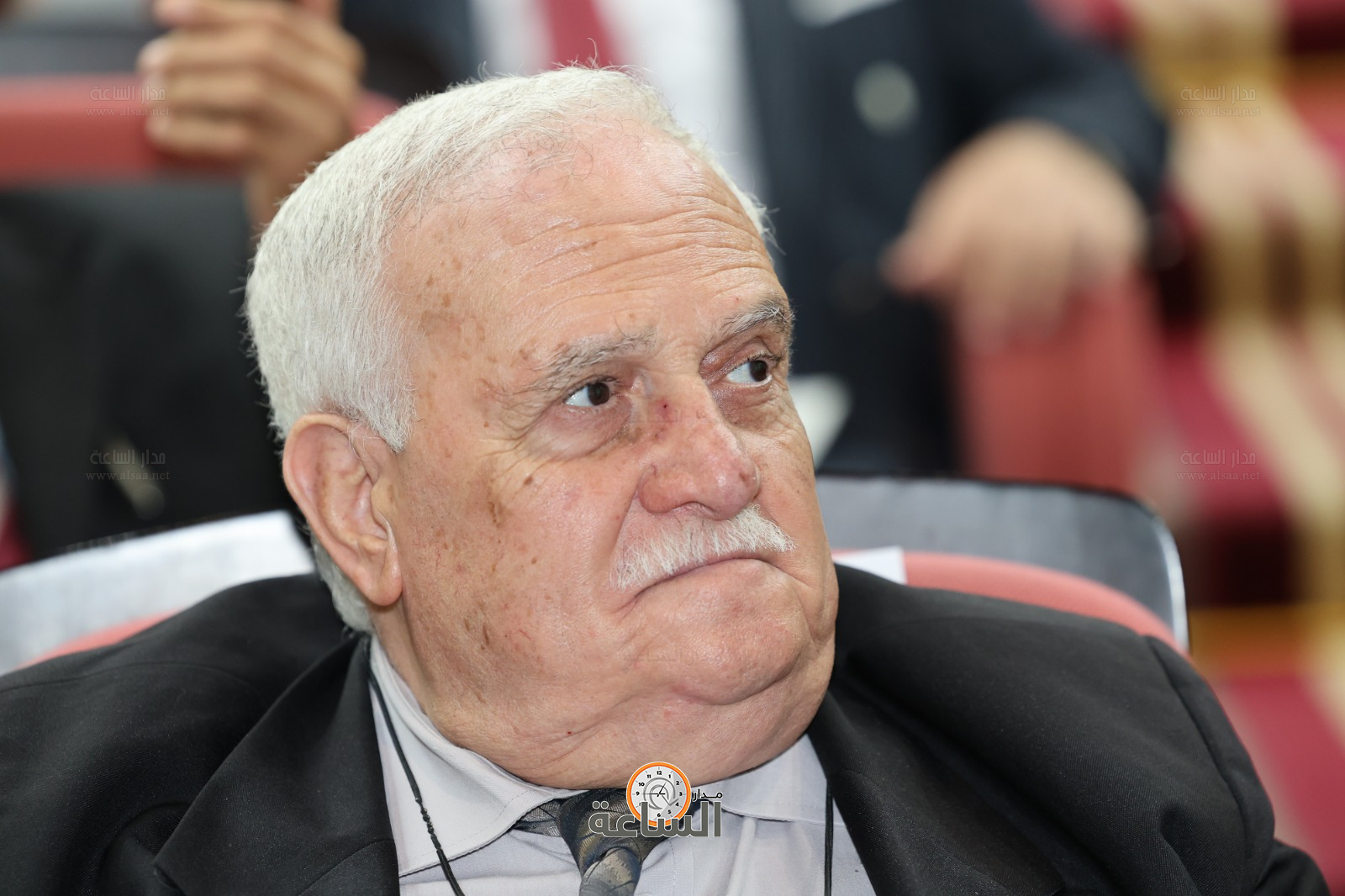 Madar Al-Saa Images 0.4339629230224469