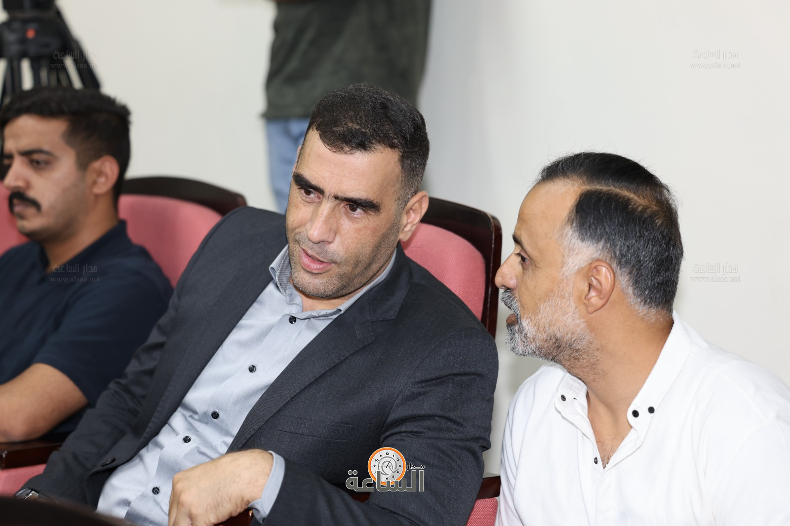 Madar Al-Saa Images 0.8652340740158685