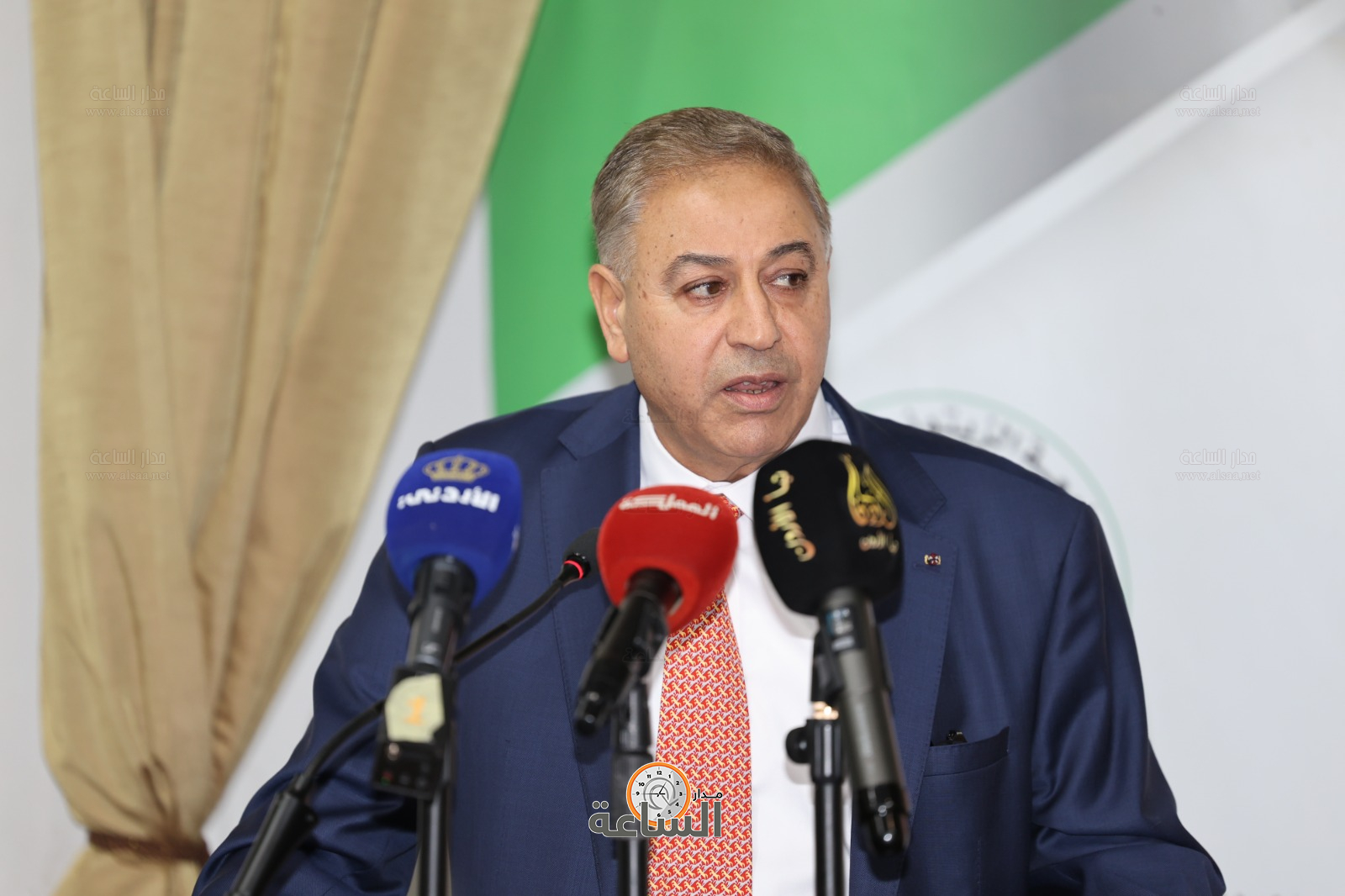 Madar Al-Saa Images 0.13364222652015623