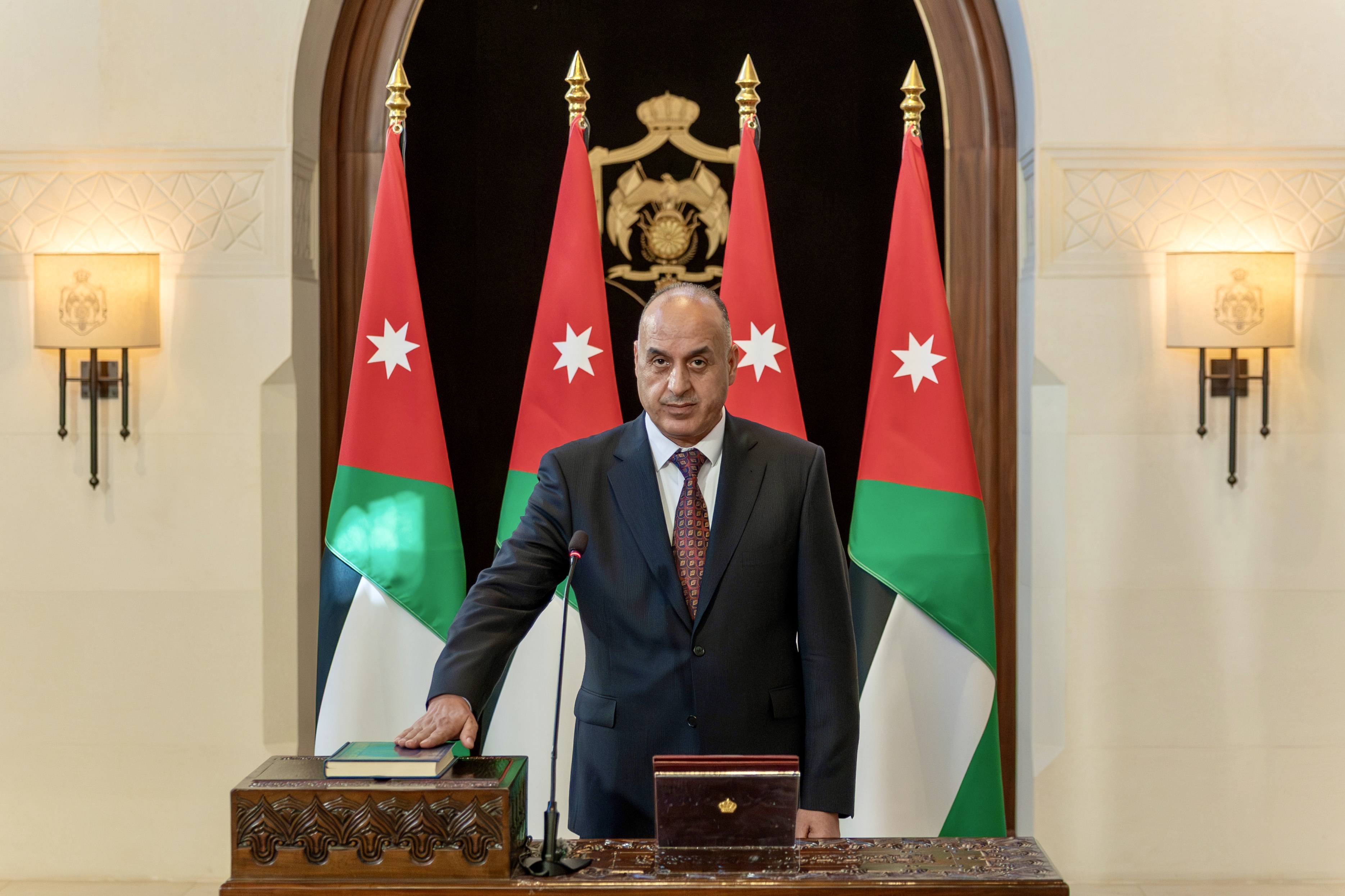 Madar Al-Saa Images 0.31835432571469513