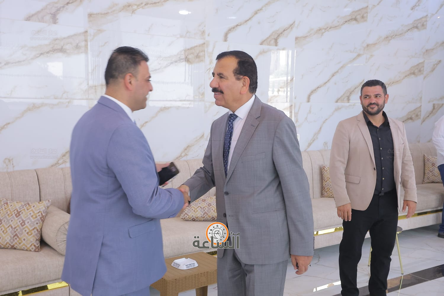 Madar Al-Saa Images 0.9188188715135531