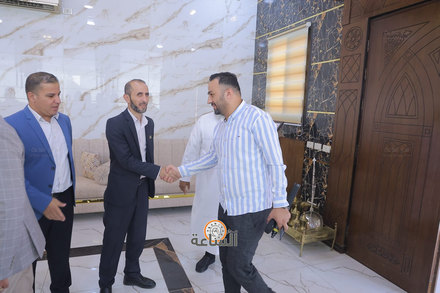 Madar Al-Saa Images 0.7671193038985222