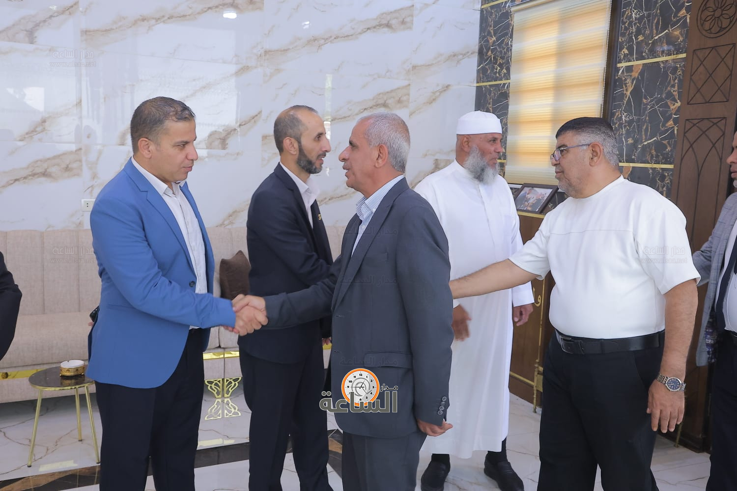 Madar Al-Saa Images 0.5951888568615002