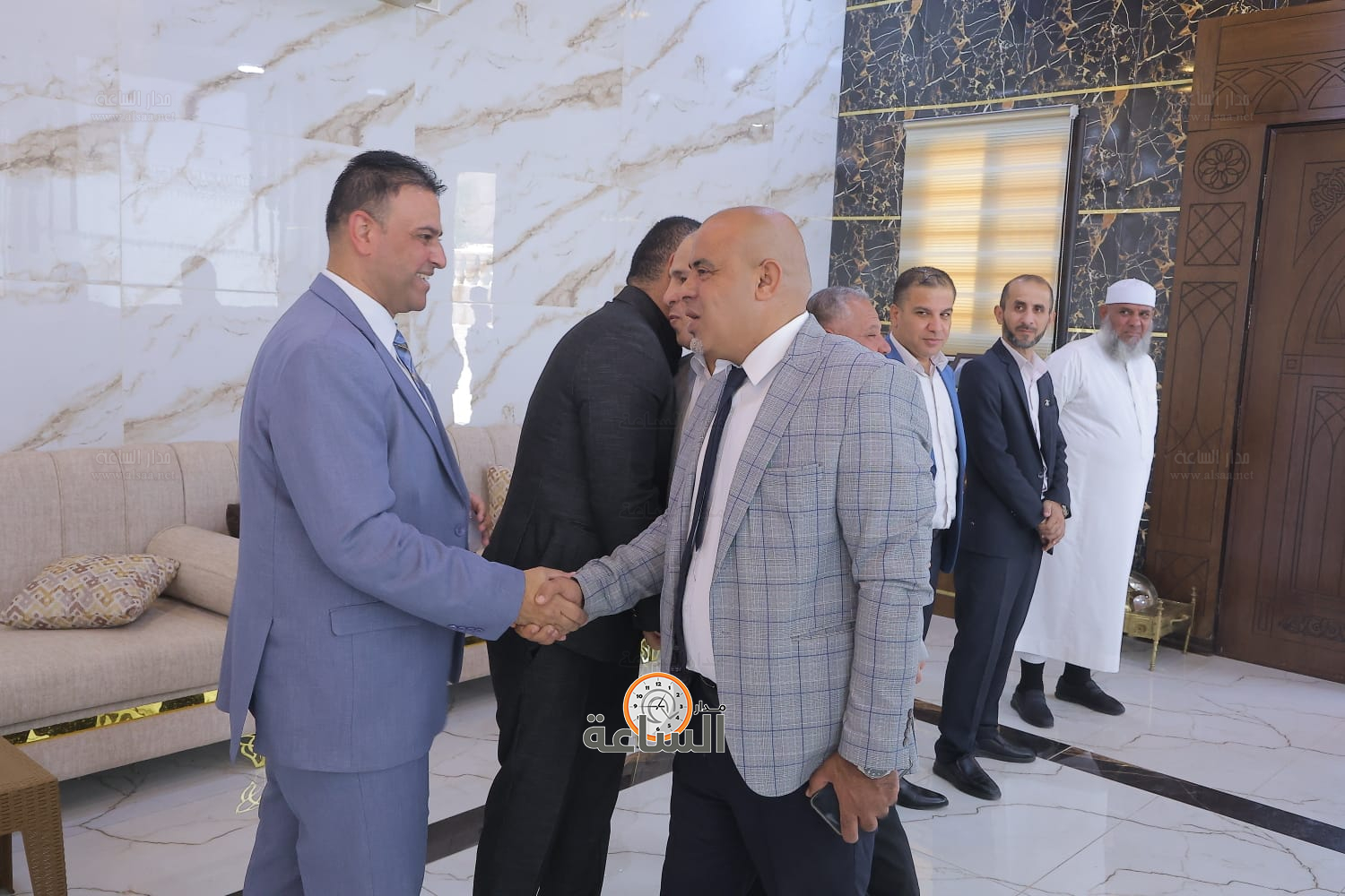 Madar Al-Saa Images 0.30732294843412444