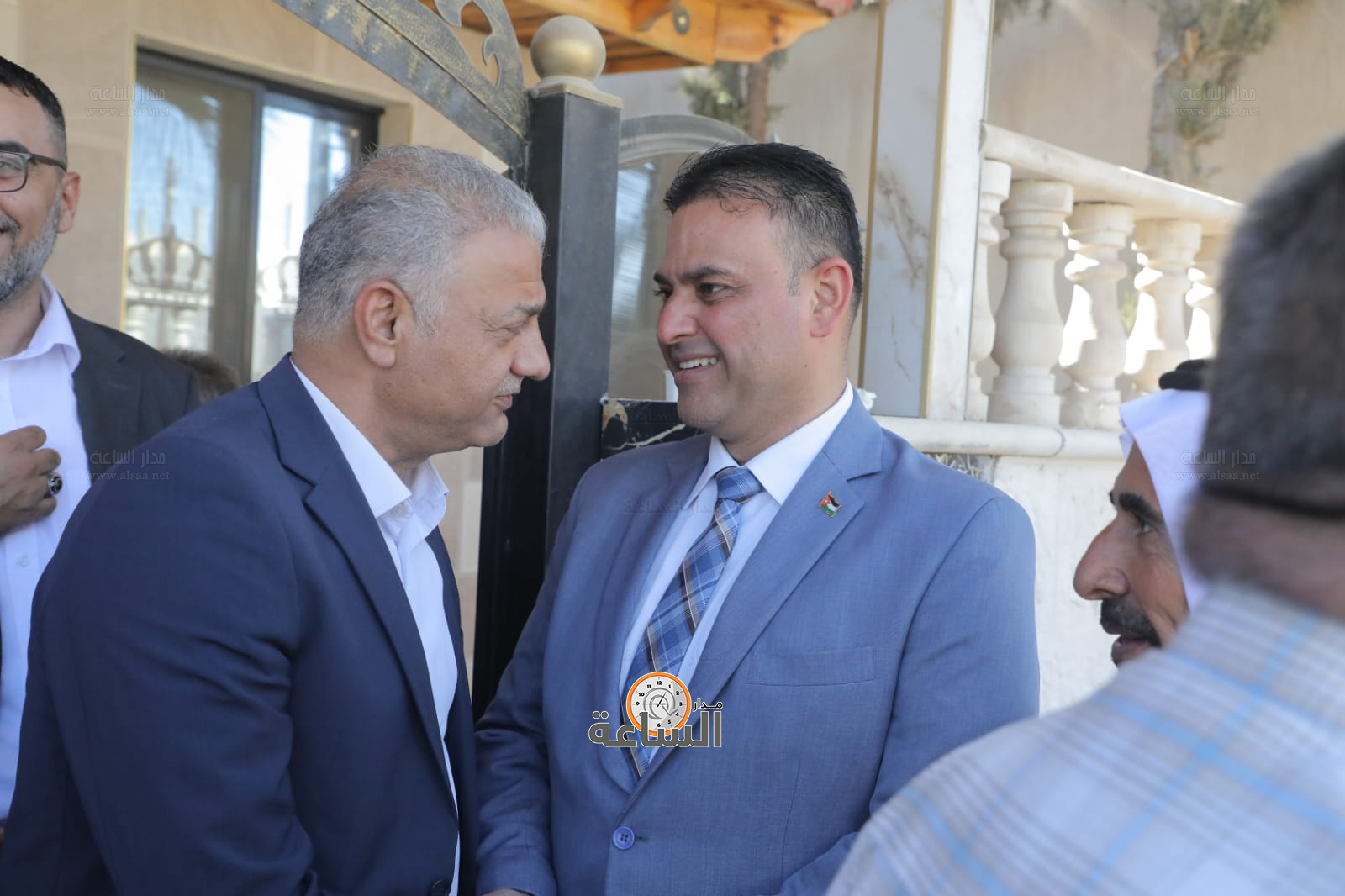 Madar Al-Saa Images 0.1698302238981123