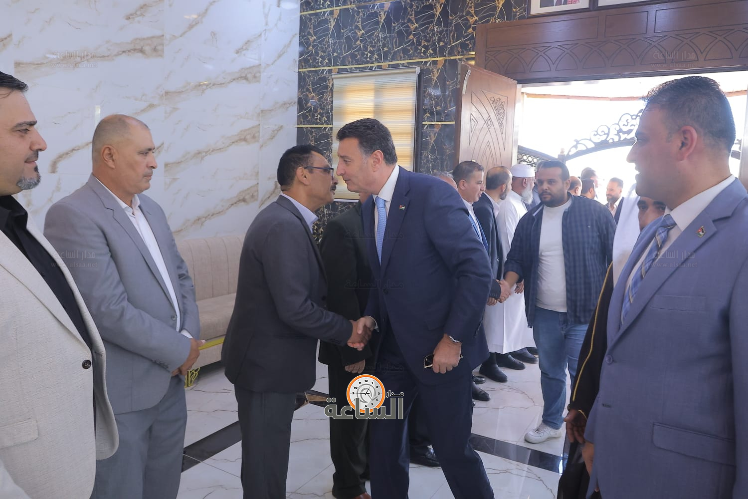 Madar Al-Saa Images 0.16854461040677282